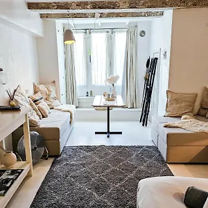 Bed & Breakfast The White Wilde - In A Historic Canalhouse From 1799